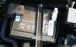 15款起亚智跑(15款起亚智跑电瓶型号)