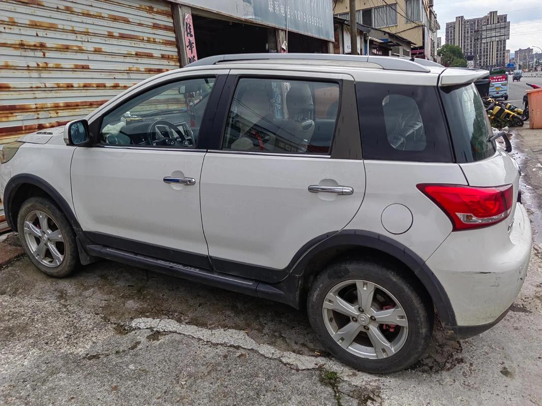 【13年长城m4二手车最低多少钱,13年长城m4价格】